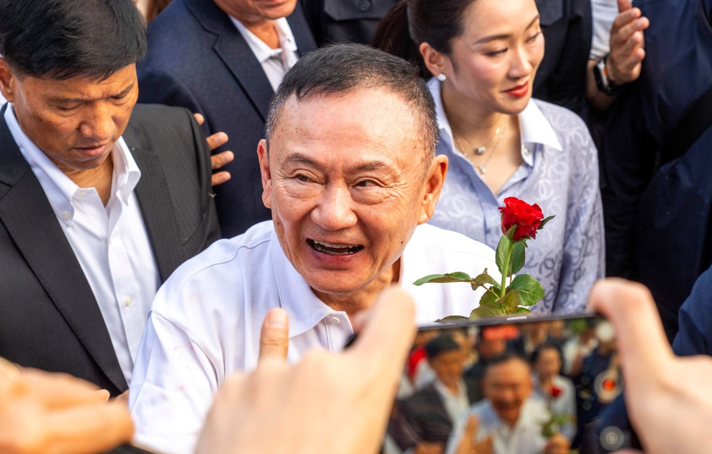 La liberación del ex primer ministro Thaksin cambia la situación política La liberación del ex primer ministro Thaksin cambia la situación política